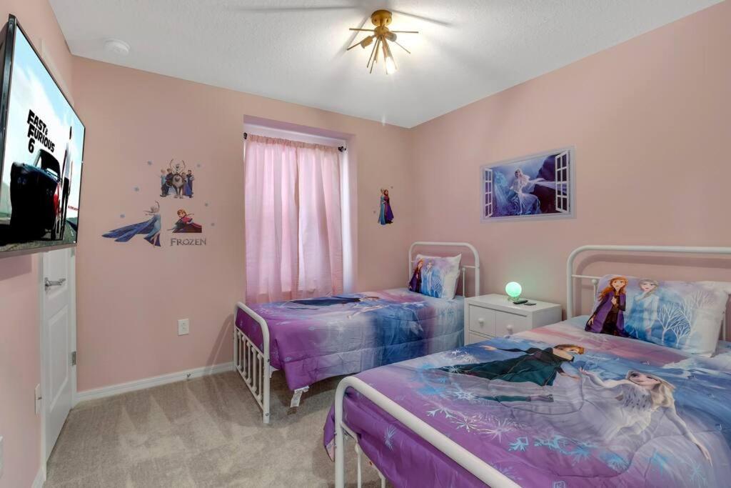 5bd 4.5bth W/ Pool - 20mins To Davenport