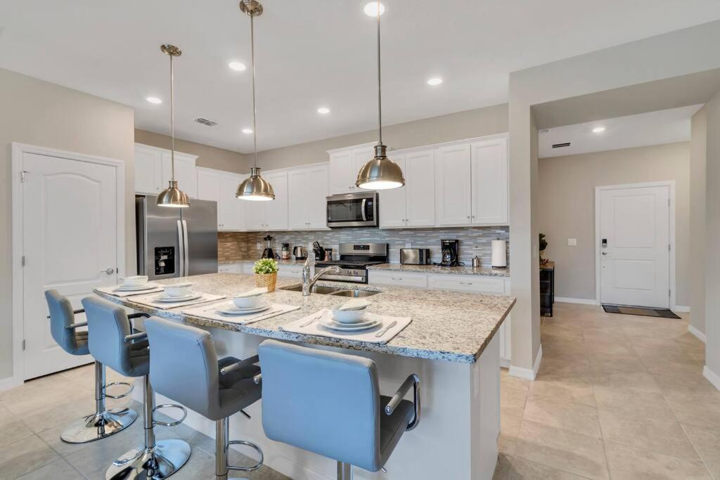5bd 4.5bth W/ Pool - 20mins To Ferienhaus Davenport